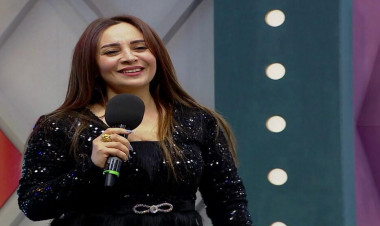 Barışmaq üçün əri efirə 3 minlik üzük göndərdi - VİDEO