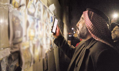 Əsəd rejiminin qanlı üzü: Divarlardakı rəsmlər - FOTO