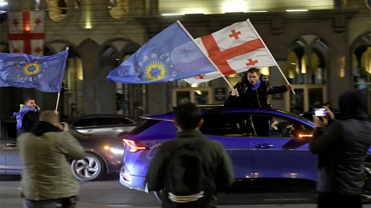 Tbilisidə etirazlar 15-ci gündür davam edir