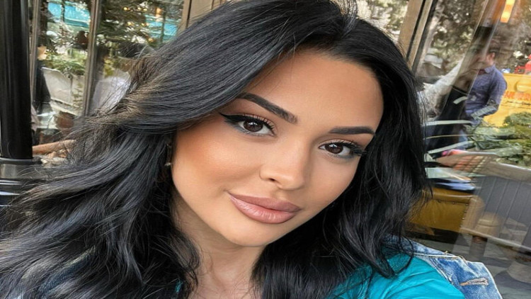 Razi yeni doğulan oğlunu GÖSTƏRDİ - VİDEO