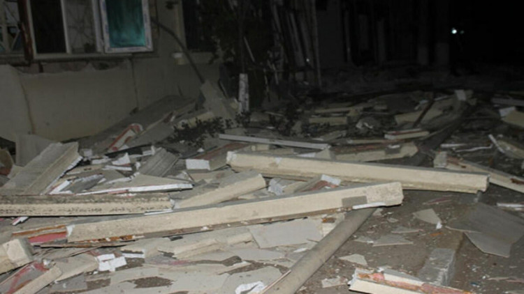 Şəmkirdə evdə partlayış oldu - Xəsarət alan var