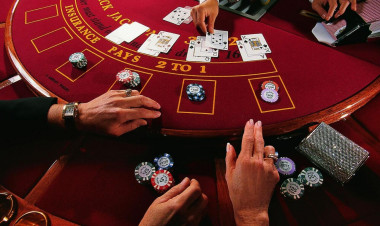 Valideynlərin Nəzərinə!  - Sosial şəbəkələrdə kazino və loto oynayanlara uşaqlar da qoşulub - VİDEO