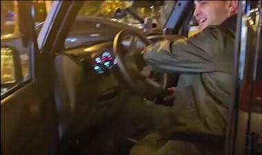 Əməkdar artistin keçmiş əri uzun zaman sonra belə görüntüləndi - VİDEO - FOTO