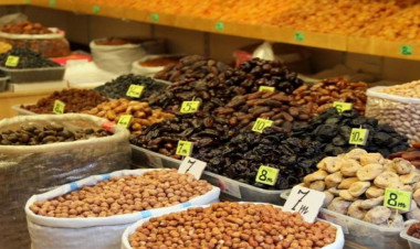 Açıq halda satılan çərəzləri yumadan yemək ciddi fəsadlar törədə bilər