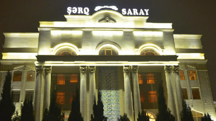 19 yaşlı ofisiant bu şadlıq sarayında ölübmüş