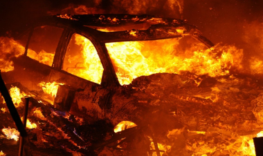 Bakıda avtomobildə partlayış oldu - xəsarət alan var