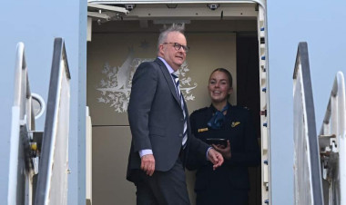 Baş nazirin təyyarəsi Trampla görüşdən sonra təcili eniş etdi