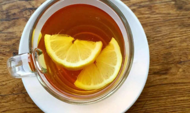Qışda çayınıza dondurulmuş limon atın - faydasını görün