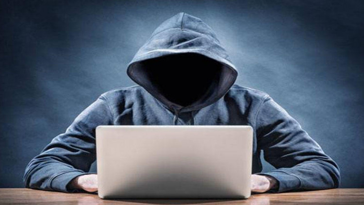 Çin ABŞ-ni kiberhücumlarda ittiham etdi