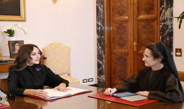 Mehriban Əliyevanın Vatikan şəhər-dövlətinin qubernatorluğunun prezidenti ilə görüşü olub - VİDEO - FOTO