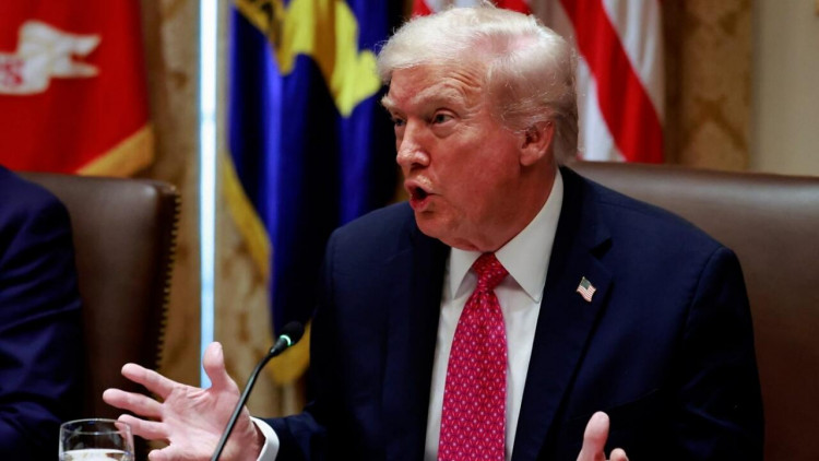 Tramp: “Rusiya palçıqda ilişib qaldı”