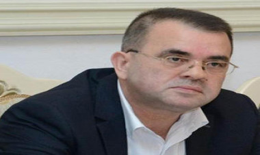 Padişah və balıqçı - Yunus Oğuz yazır