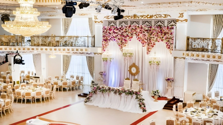 Şadlıq saraylarında toylar DAYANDIRILDI