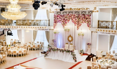 Şadlıq saraylarında toylar DAYANDIRILDI