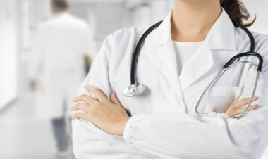 Xəstənin ölümündə günahlandırılan həkimin cəzası bilindi