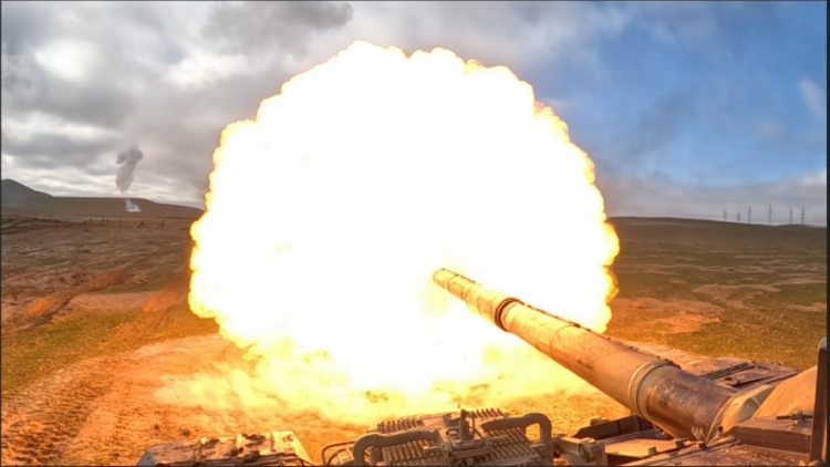 Tank bölmələrimiz həyəcan siqnalı ilə qaldırıldı - VİDEO