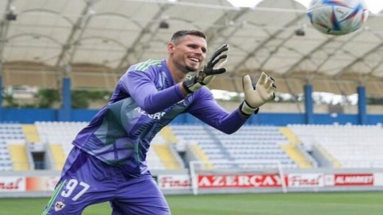 “Qarabağ”dan getmək üçün hərəkətə keçdi