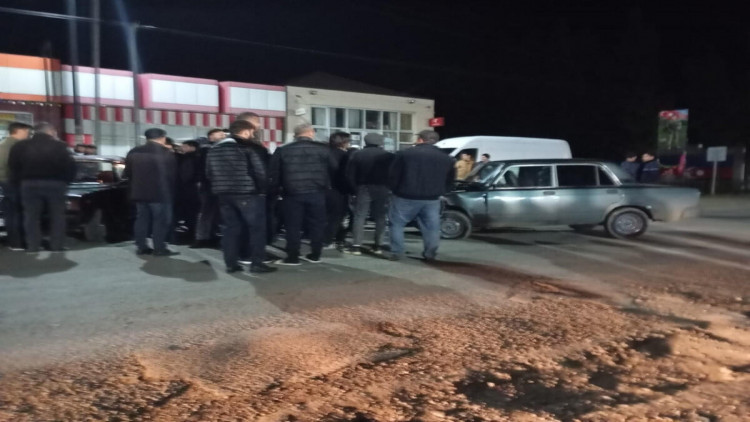 Cəlilabadda qəza - sürücülər xəsarət aldı - FOTO