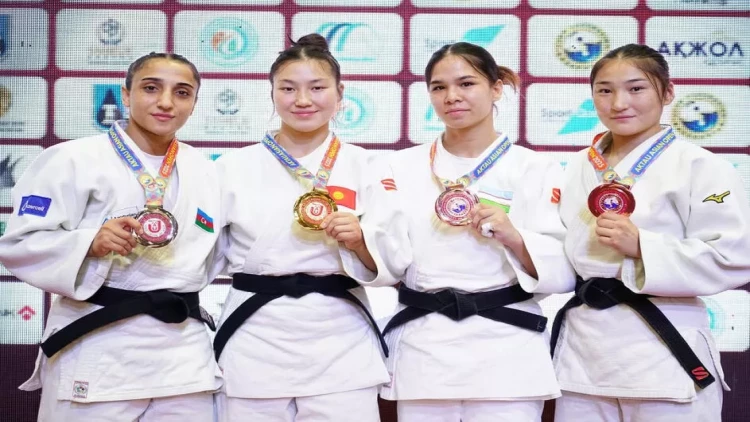 Cüdoçularımız Açıq Asiya Turnirində 6 medal qazandılar - FOTO