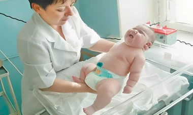 Nəhəng uşaq dünyaya gəldi - FOTO