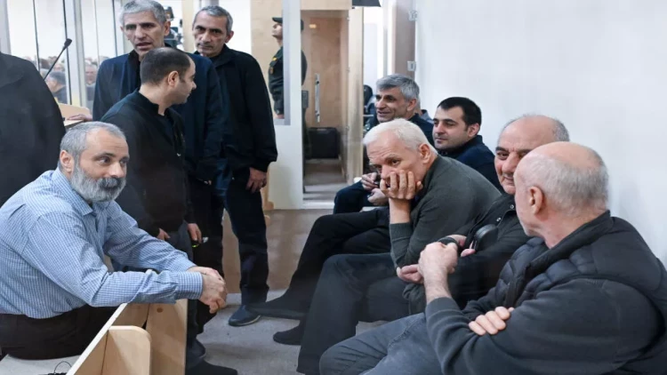 Ermənilərin azərbaycanlı əsirlərə işgəncə verməsi ilə bağlı sübutlar məhkəmədə nümayiş etdirilib - FOTO