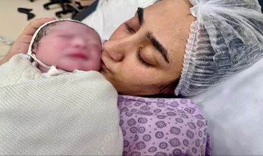 Azərbaycanda 2025-ci ilin ilk körpəsi - FOTO