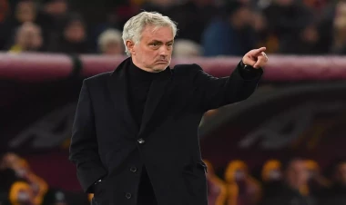 Mourinyo bu dünya nəhənginin təklifini geri çevirdi