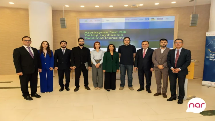 Azərbaycanda ilk jest dili mobil tətbiqi istifadəyə verildi - FOTO