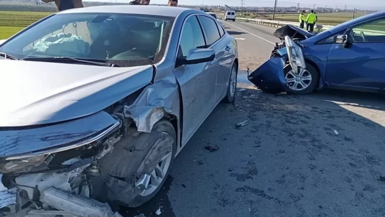 Cəlilabadda iki avtomobil toqquşdu - xəsarət alanlar var