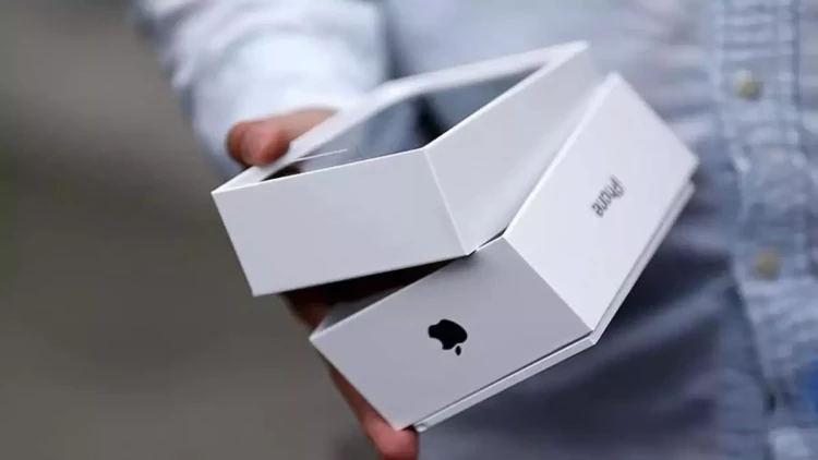 Telefon qutuları boşalır: Artıq bu aksesuarlar içindən çıxmayacaq