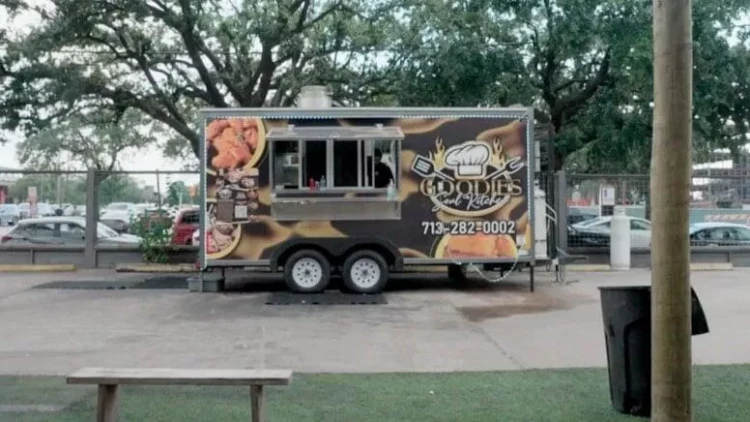 Gündə iki saat işləyərək bir ildə 1 milyon dollar qazandı