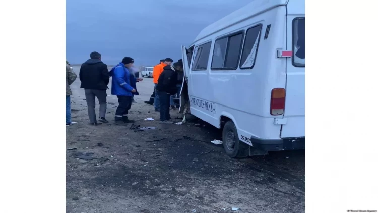 Ağdamda mikroavtobus minik avtomobili ilə toqquşdu - Yaralılar var - VİDEO - FOTO