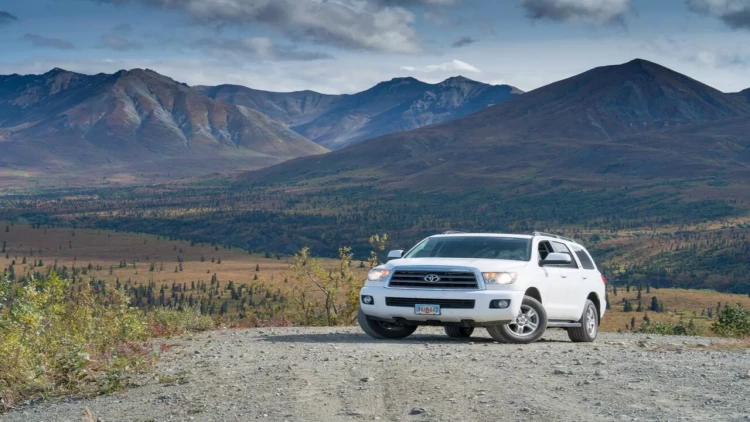 400 min km-ə rahat çata bilən ən dözümlü maşınlar açıqlandı