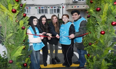 Leyla Əliyeva və Arzu Əliyevanın iştirakı ilə Bakıda yenilənmiş həyətlər istifadəyə verilib - FOTO