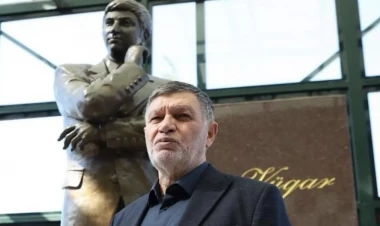 Mərhum şahmatçı Vüqar Həşimovun atası dəfn edildi - FOTO