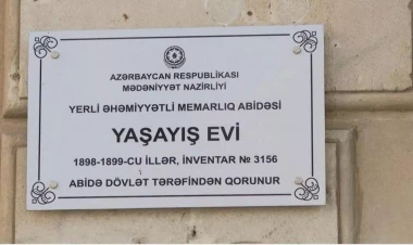 Bakıda İran vətəndaşı tarixi binanı zədələyir