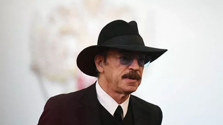 Rusiyalı xalq artisti xəstəxanaya yerləşdirildi