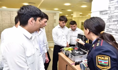 Polis Akademiyasında məktəblilər üçün “Açıq qapı” - FOTO