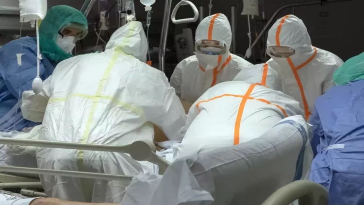 23 ölkəyə yayıldı: 4 mindən çox insan həyatını itirdi