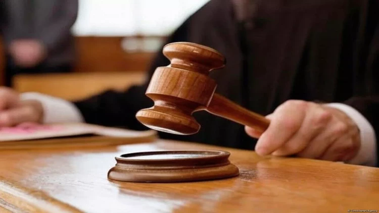 Zərərçəkmiş şəxs Levon Mnatsakanyanı tanıdı: Başıma yumruqla, avtomatın qundağı ilə vururdu