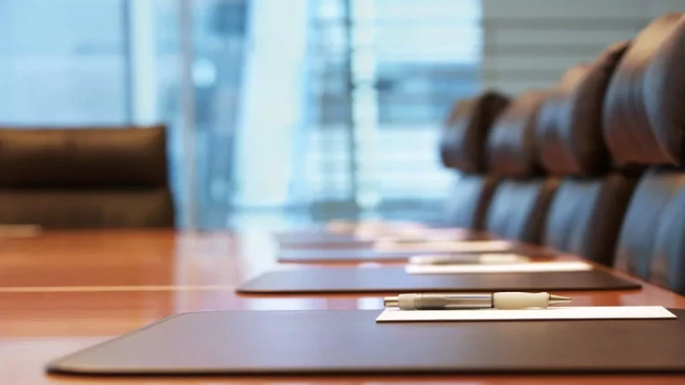 Samir Şərifovu hazırda o əvəz edir -  3 müavin vəzifəsi isə boşdur