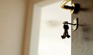 SSRİ-də niyə qapılar içəri açılırdı? - qəribə səbəb