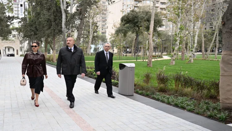 Prezident və birinci xanım Bakıda salınan yeni parkın açılışında iştirak ediblər - VİDEO - FOTO
