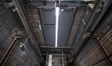 Xırdalanda lift qırıldı