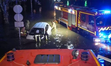 Odessanı su basdı, 9 ölü var - FOTO