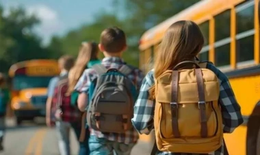 Məktəbli avtobusundan istifadənin qiyməti açıqlandı - VİDEO