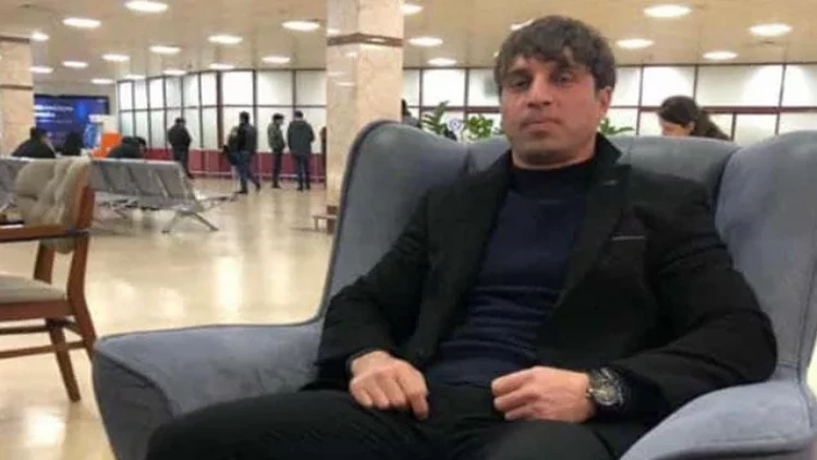 Qəzaya düşən şəxs xəstəxanada öldü - Fərhad Əhmədovun mühafizəçisi idi