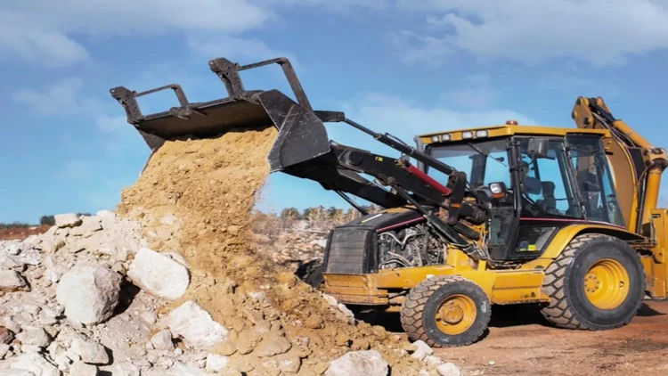 Keşlə bazarının yaxınlığındakı evlər sökülür - VİDEO