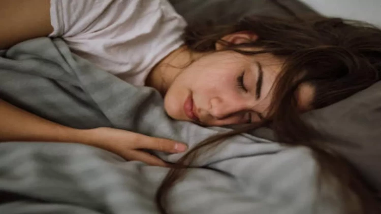 Yuxu qaçıran qidalar - yatmazdan əvvəl yeməyin...