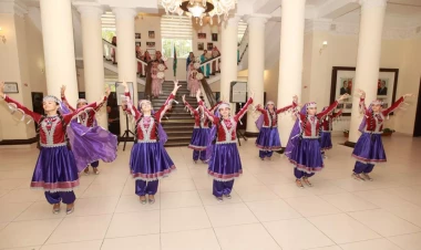 Dövlət Uşaq Filarmoniyası Üzeyir Hacıbəylinin 140 illiyinə həsr olunmuş konsert-tamaşa ilə çıxış edib - FOTO